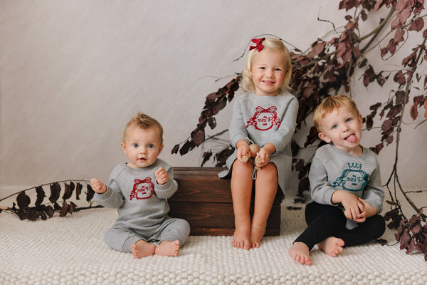 Mini P Baby Velvet Emblem Sweatshirt Grey/Red
