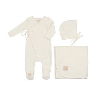 Mon Tresor Baby Scallop Wrap Layette Set Ivory & Pink